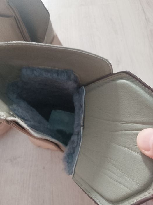 Продаю Зимние  ботинки
