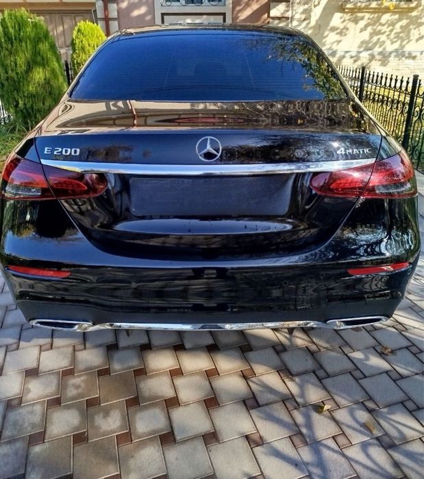 Mercedes-Benz E200 W213 год 2020
