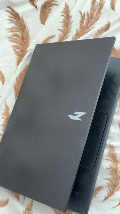 Laptop Acer v15 rtx 3050 rayzen 5