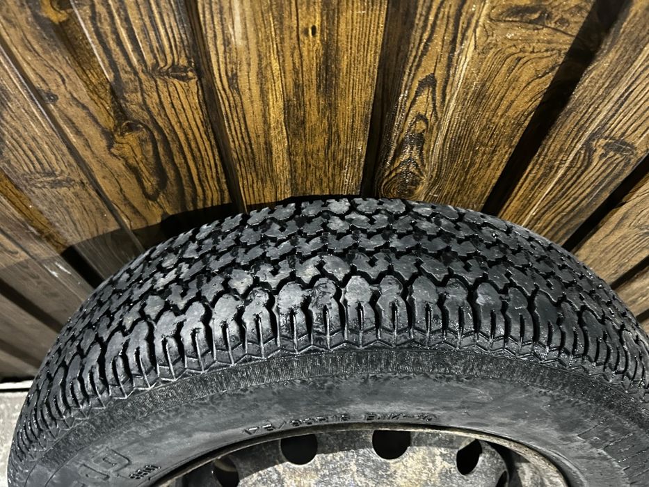 Продам запаску на ниву