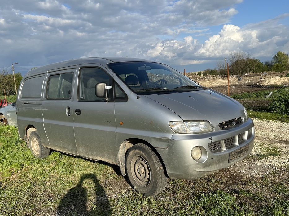Hyundai H200 на части