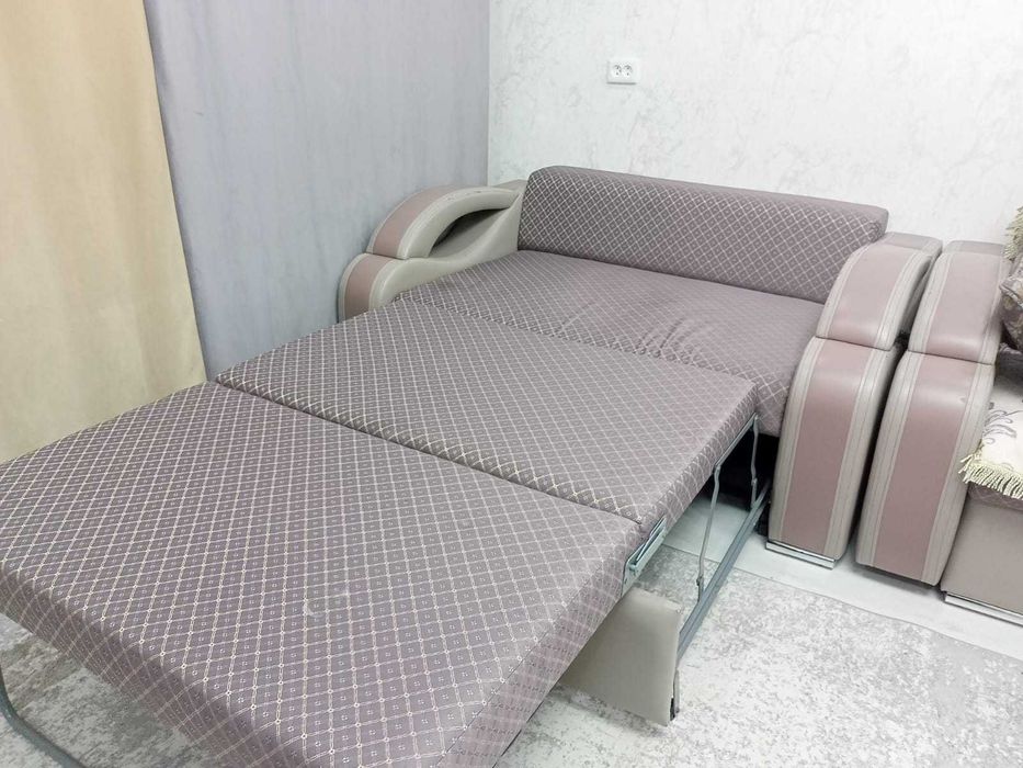 Продам комплект уголок