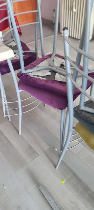 почти нови маси и столове