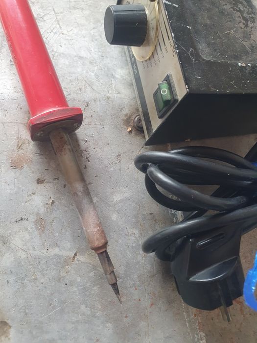 Statie de lipit 60 w Adcola 101 T