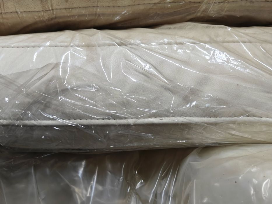 Немски диван Кота с лежанка