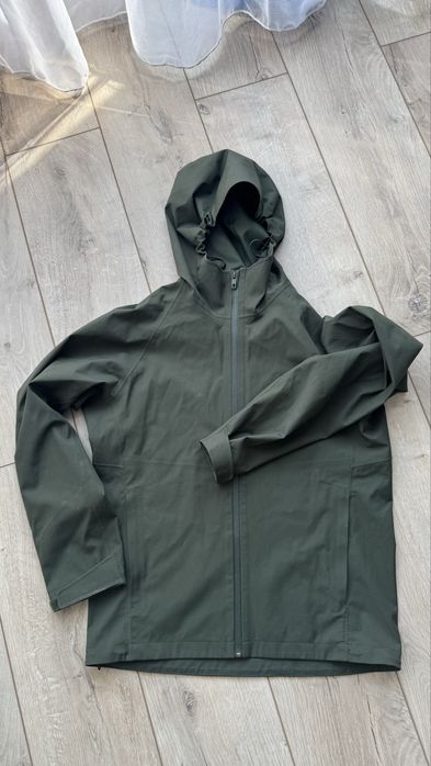 Куртка Uniqlo женская