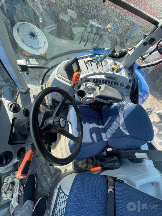 ishlagan New Holland T7.260 traktori sotiladi