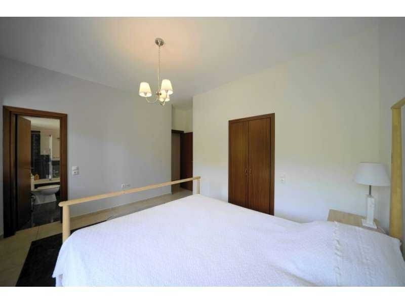 Дава се под наем Двустаен апартамент в София, Гео Милев - 88 кв.м за 420 € - Снимка #10