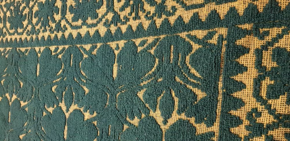 Vand covor si cuverturi traditionale