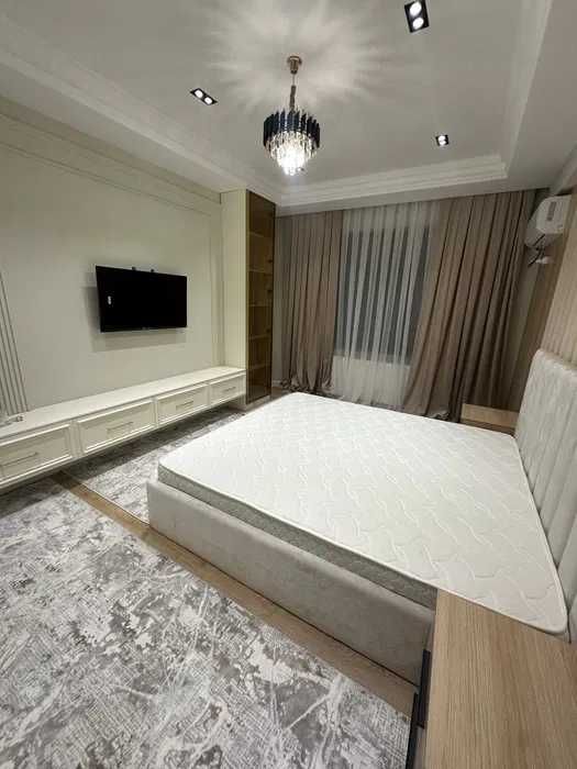 R2! Сдаётся Квартира Сергелийский район 1/6/10  Машина Базар