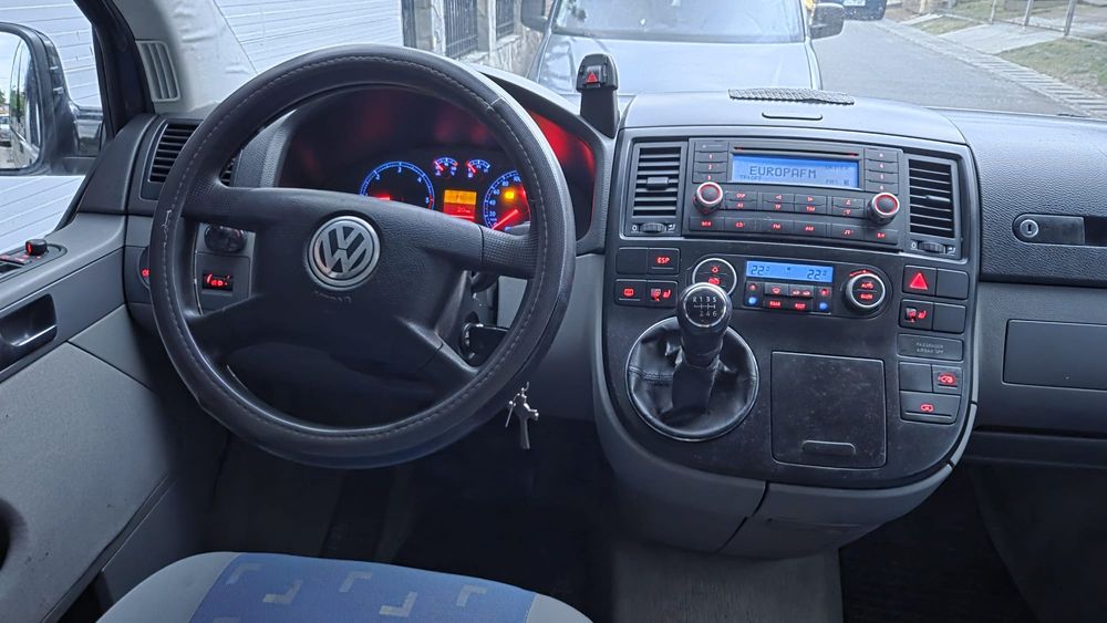 Vw T5 Multivan, 2.5 diesel, vopsea originala fără rugina,cu webasto