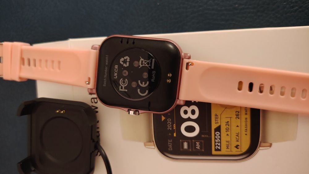 Smart watch с допълнителна каишка подарък