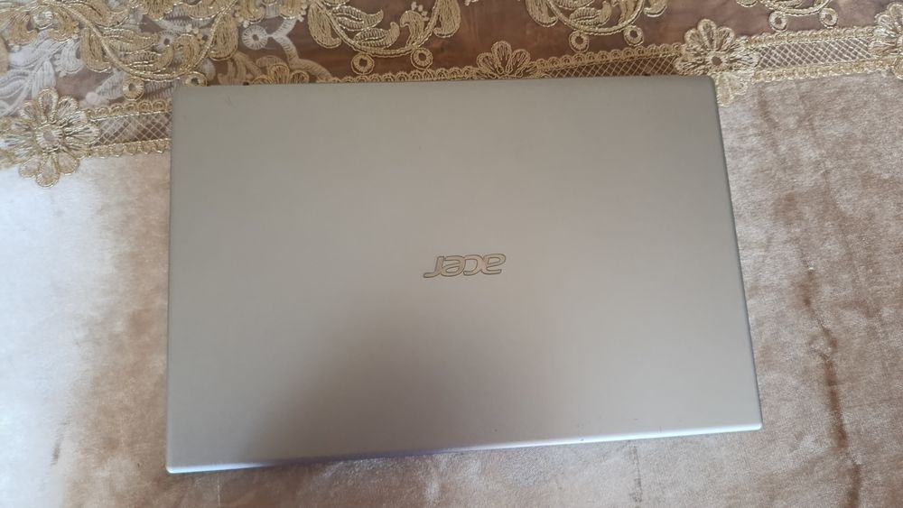 Acer aspire 3 silver