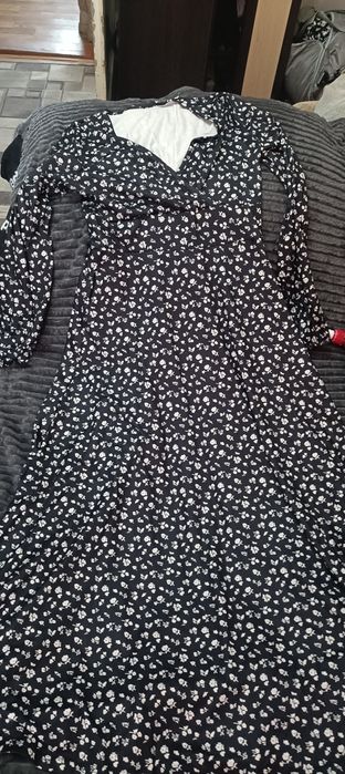 Продам два платье