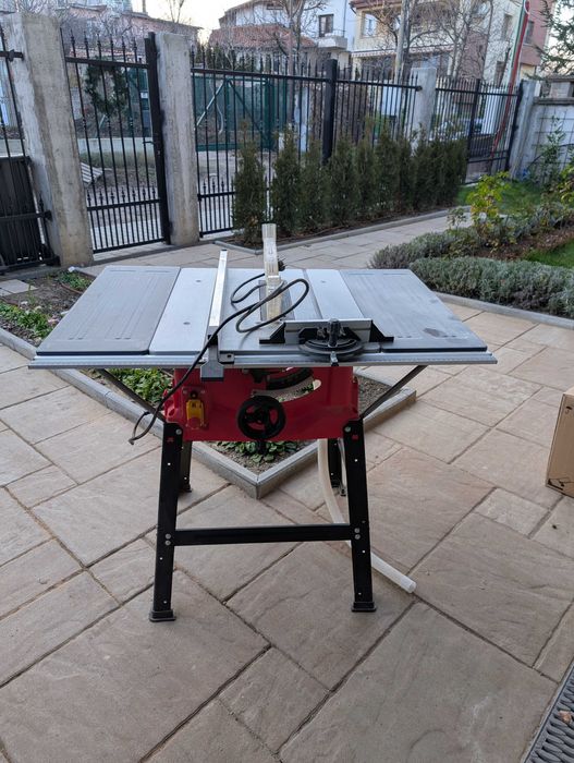 Настолен циркуляр Raider RD-TS12B