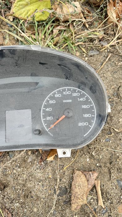 Щиток прибора на Лада гранта