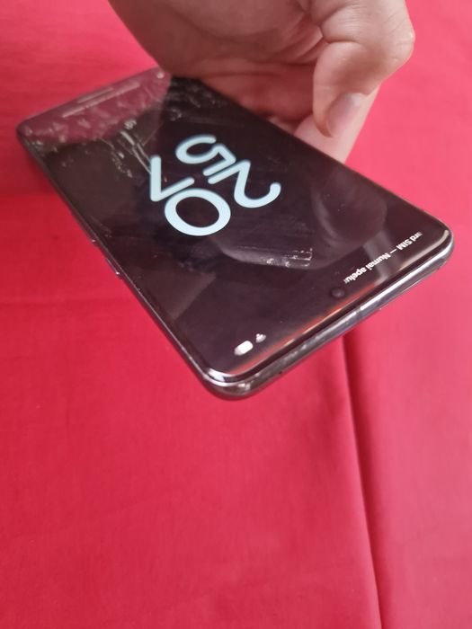 -Google Pixel 8Pro, Black 128Gb 12Ram  stare foarte buna doua semne capac poze reale doar telefonul nici o restrictie
