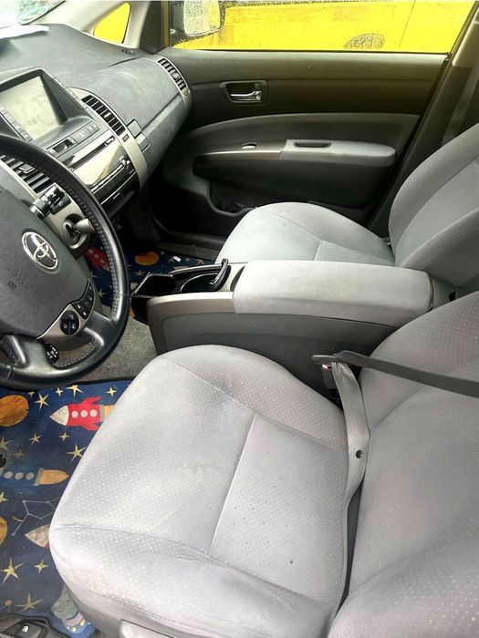 Toyota Prius 1.5 Hybrid 2007 – 130.000 km reali – baterie foarte bună