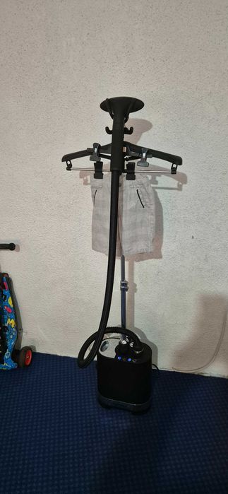 Vind calcator de haine vertical SteamOne