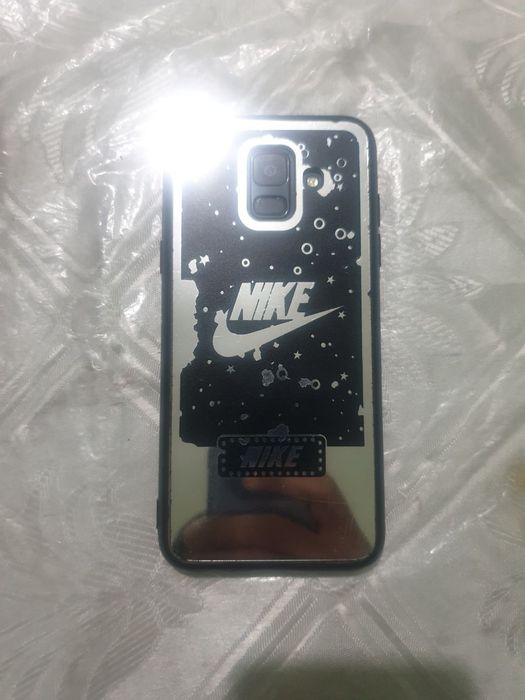 Tecno spark 8c 4)64 Samsug gakaxy A6 3/32