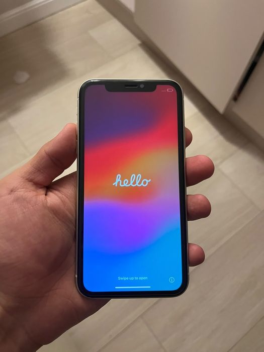 Продам iPhone 11 на 128