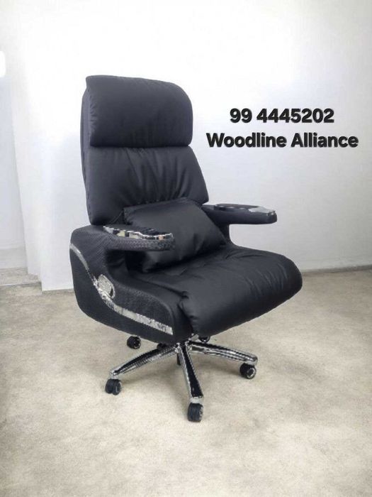 Офисное кресло для руководителей премиум класс МИНИСТР