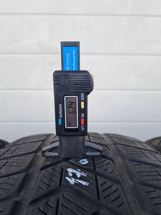 Зимни гуми 4 броя PIRELLI Scorpion 235 65 R17 дот 5018