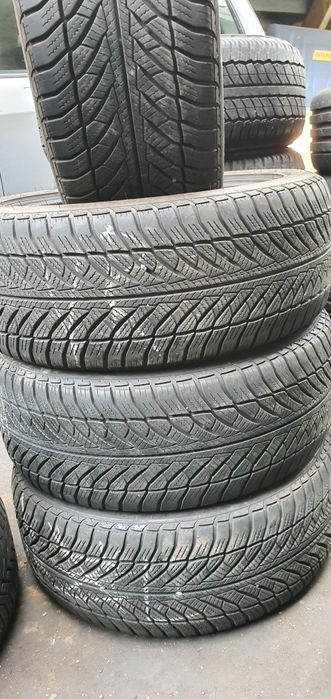 Гуми 4бр 245/45/18 - 1бр -- 125лв