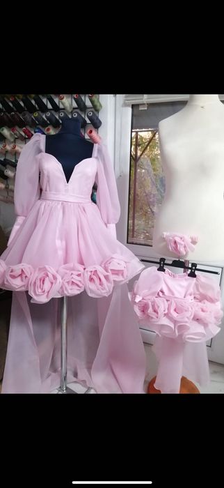 Vand rochite mama-fiica