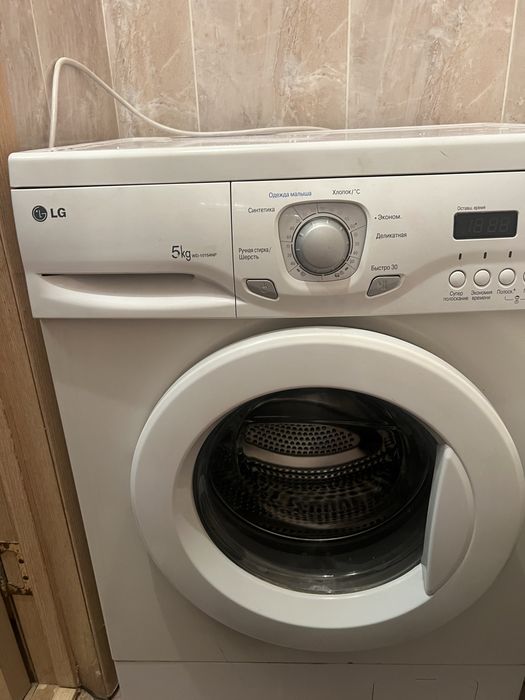 Продаю стиральную машинку