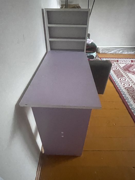 Столик для маникюра