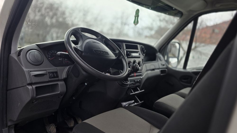 IVECO DAILY Basculabil Trilateral