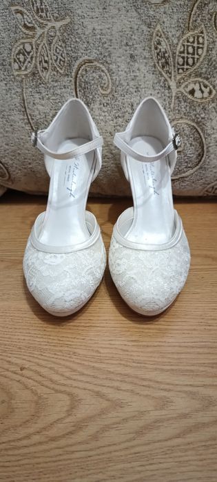 Булчински / сватбени обувки