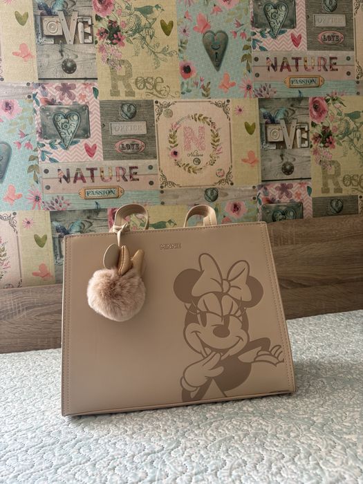 Кожена чанта на Disney