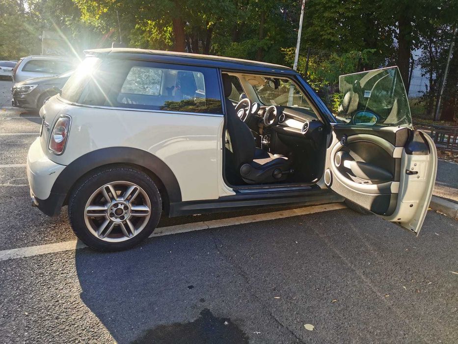Mini Cooper 2012, Motor BMW, 1,6 diesel, 112 CP, 148.500 KM