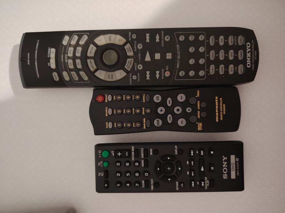 Telecomanda Sony, telecomenzi Akai