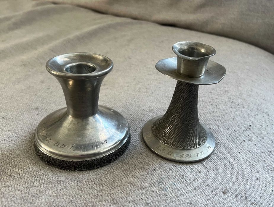 Set 2 suporturi lumanari din cositor pewter anii 60 Danemarca