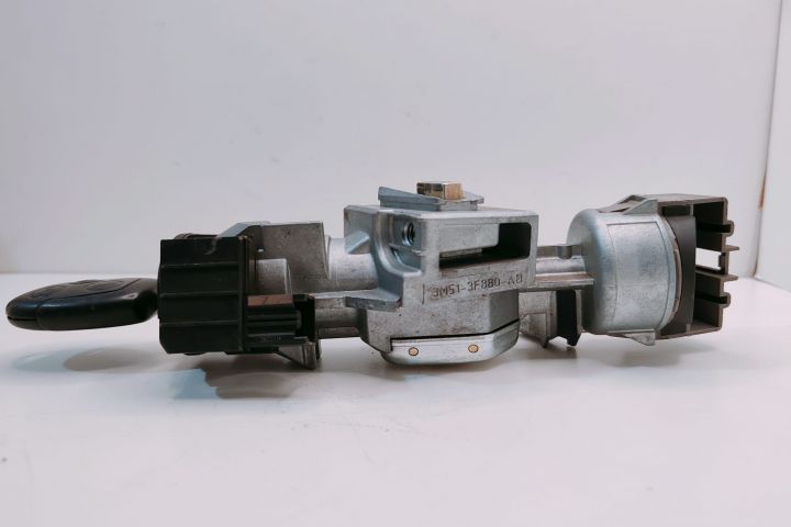 Contact Pornire  cu Cheie 3M513F880AB Ford Focus a 2-a generatie