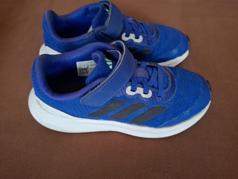 Детски маратонки adidas  33 номер