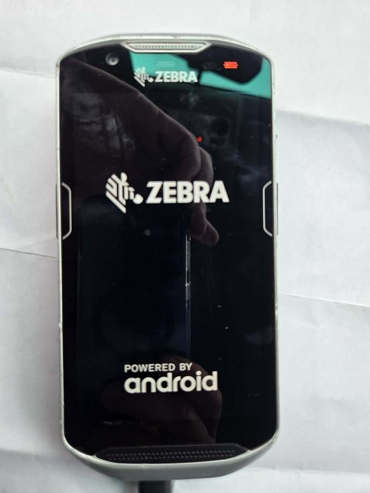 Zebra TC57 – telefon industrial cu scanner coduri Android