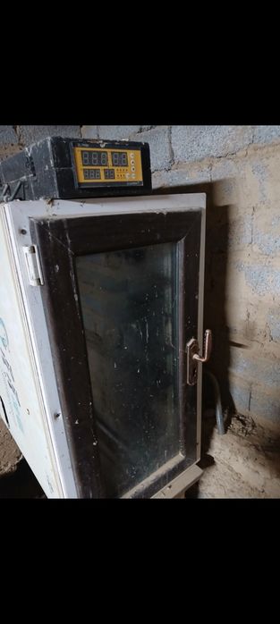 Продам инкубатор состояние идеальное