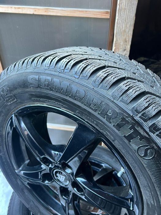 Vând jante aliaj cu cauciucuri de iarnă
