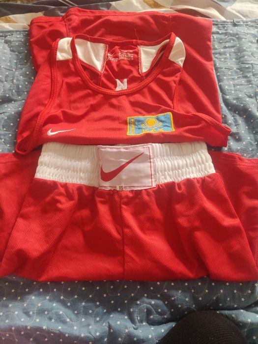 Бокс форма,перчатка 8р