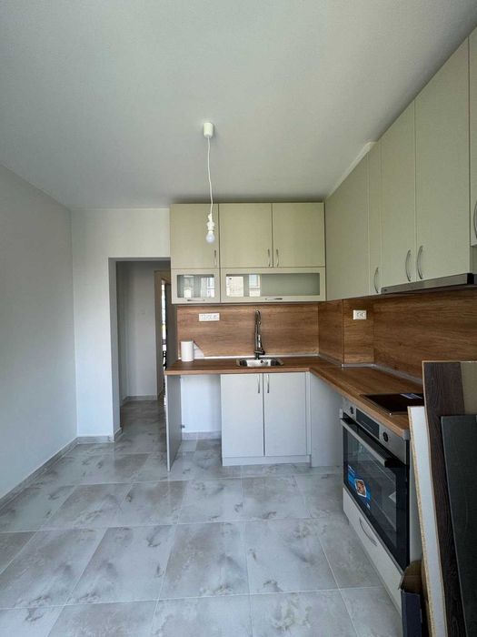 Продава се Тристаен апартамент в София, Гео Милев - 80 кв.м за 2813 €/кв.м - Снимка #1