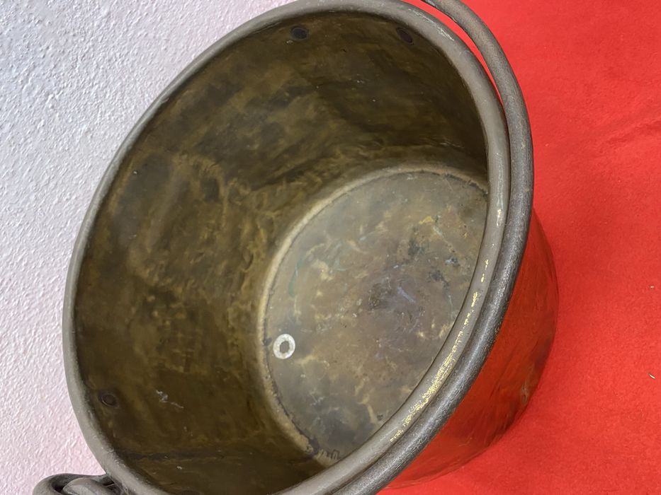 Голям месингов казан с дръжки от ковано желязо