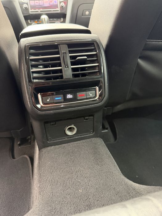 Passat B8 bitdi 4x4/Lane/Front/Side/park/camera360