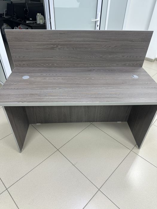 Продаеться стол для офиса