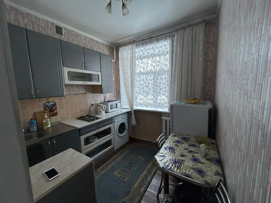 Ул Назорбаева. Лободы. на ночь..день. посуточно