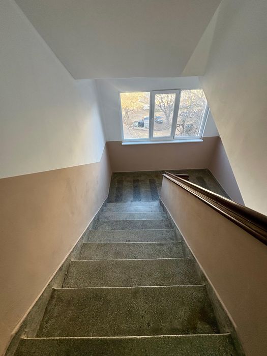 Тристаен Тухлен Апартамент В Центъра на гр. Търговище