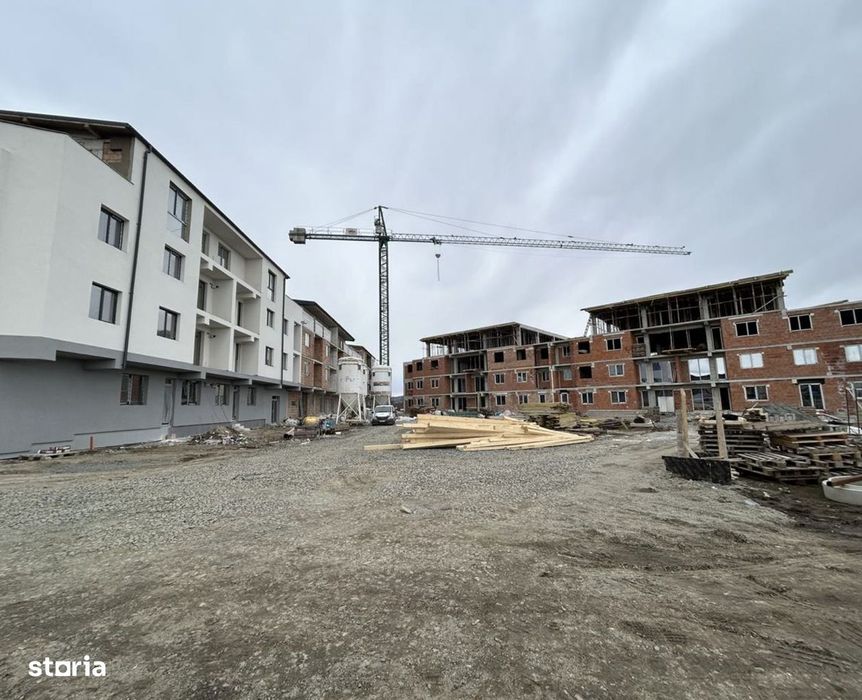 Apartament nou, etaj 1, 2 balcoane, incalzire pardoseala — fotografia 1